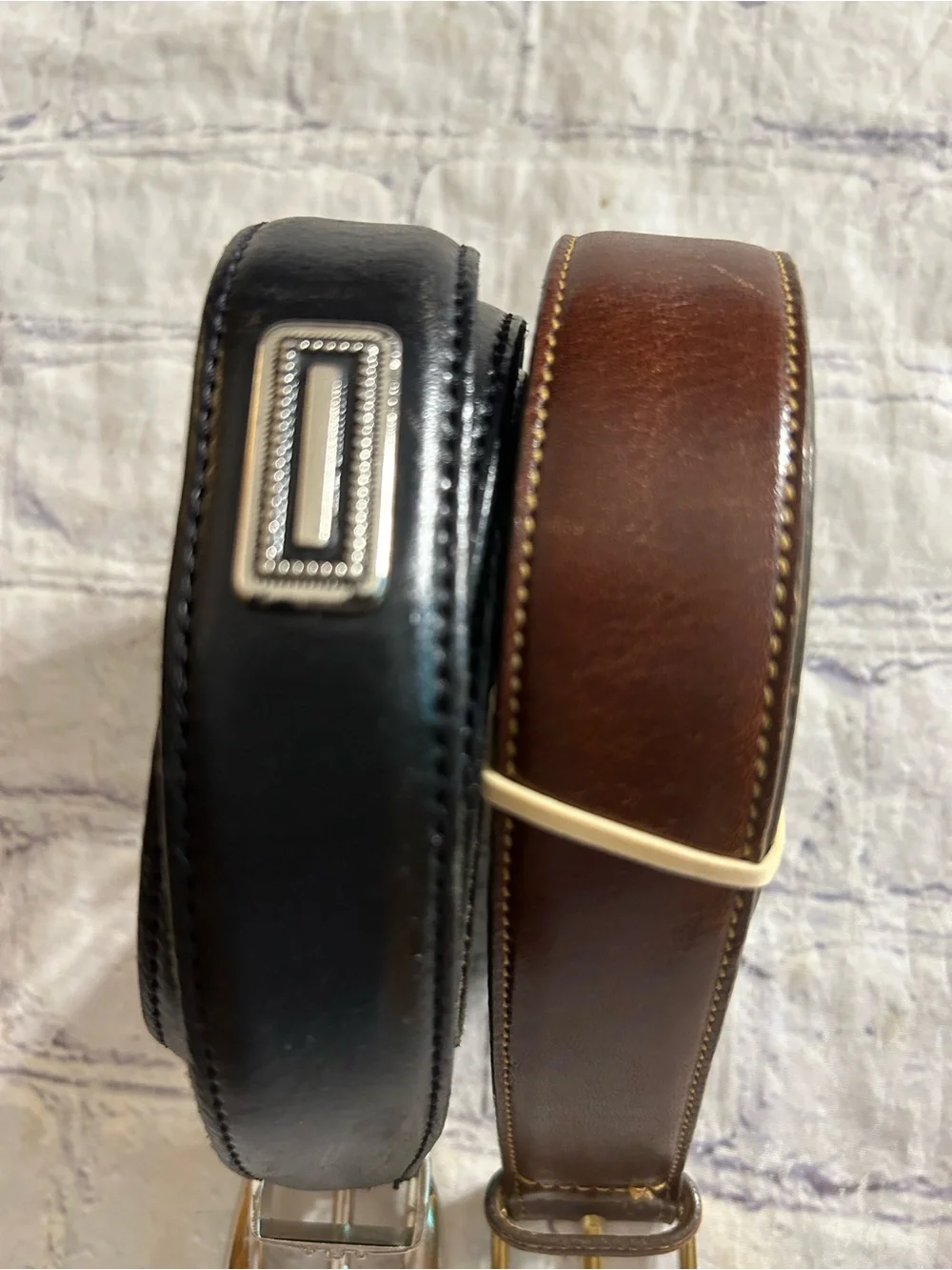 TRAFALGAR BROWN HANDCRAFTED GOLD TONE BUCKLE 42 & BLACK WESTERN SILVER TONE 42